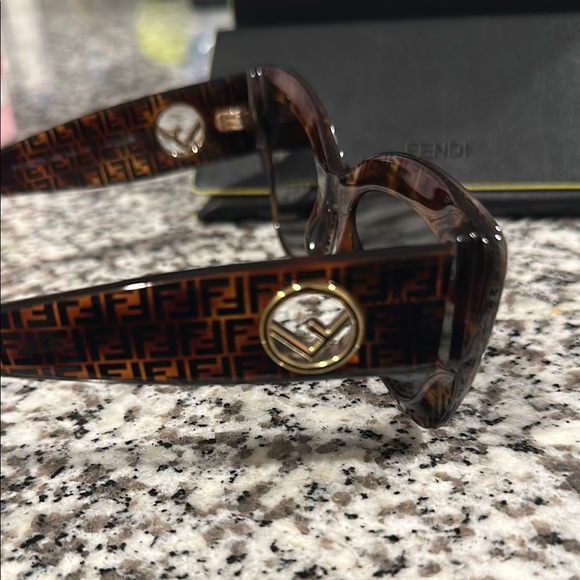 Fendi Brown & Black Havana Sunglasses, “Modern Cat Eye” - Picture 5 of 7